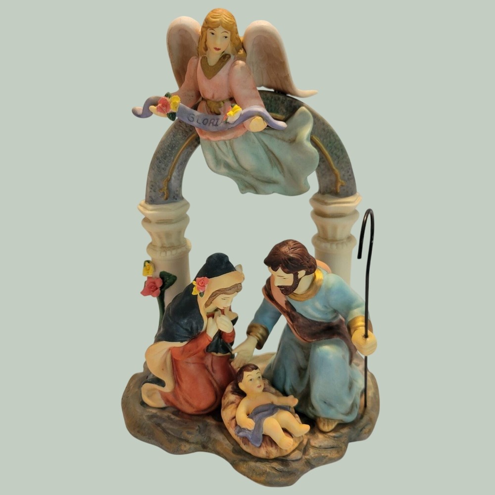 VTG Avon Nativity Holy Family Christmas Decor 2002 Collectible Porcelain Display
